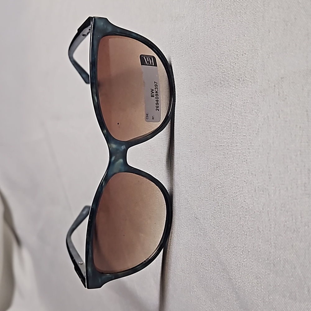 FOSTER GRANT SUNGLASSES